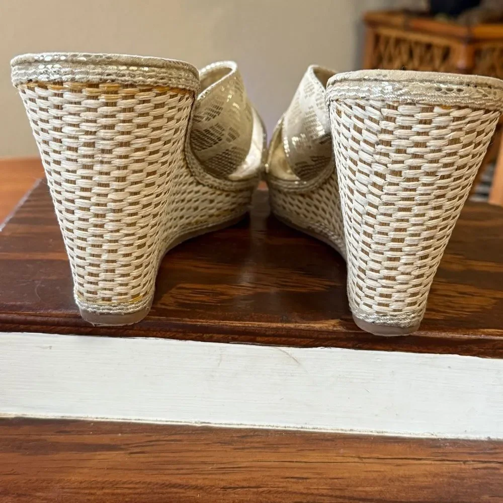 Bolaro By Summer Rio Animal Print Metallic Wedge Sandals Gold and Cream Size 10